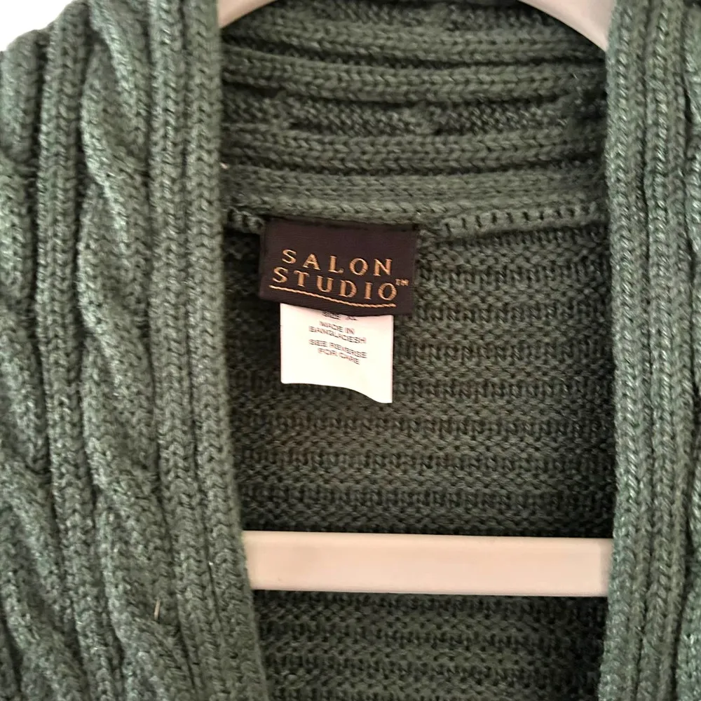 SALON STUDIO HUNTER GREEN SOFT BRAIDED CARDIGAN SWEATER MEDIUM - Image 3