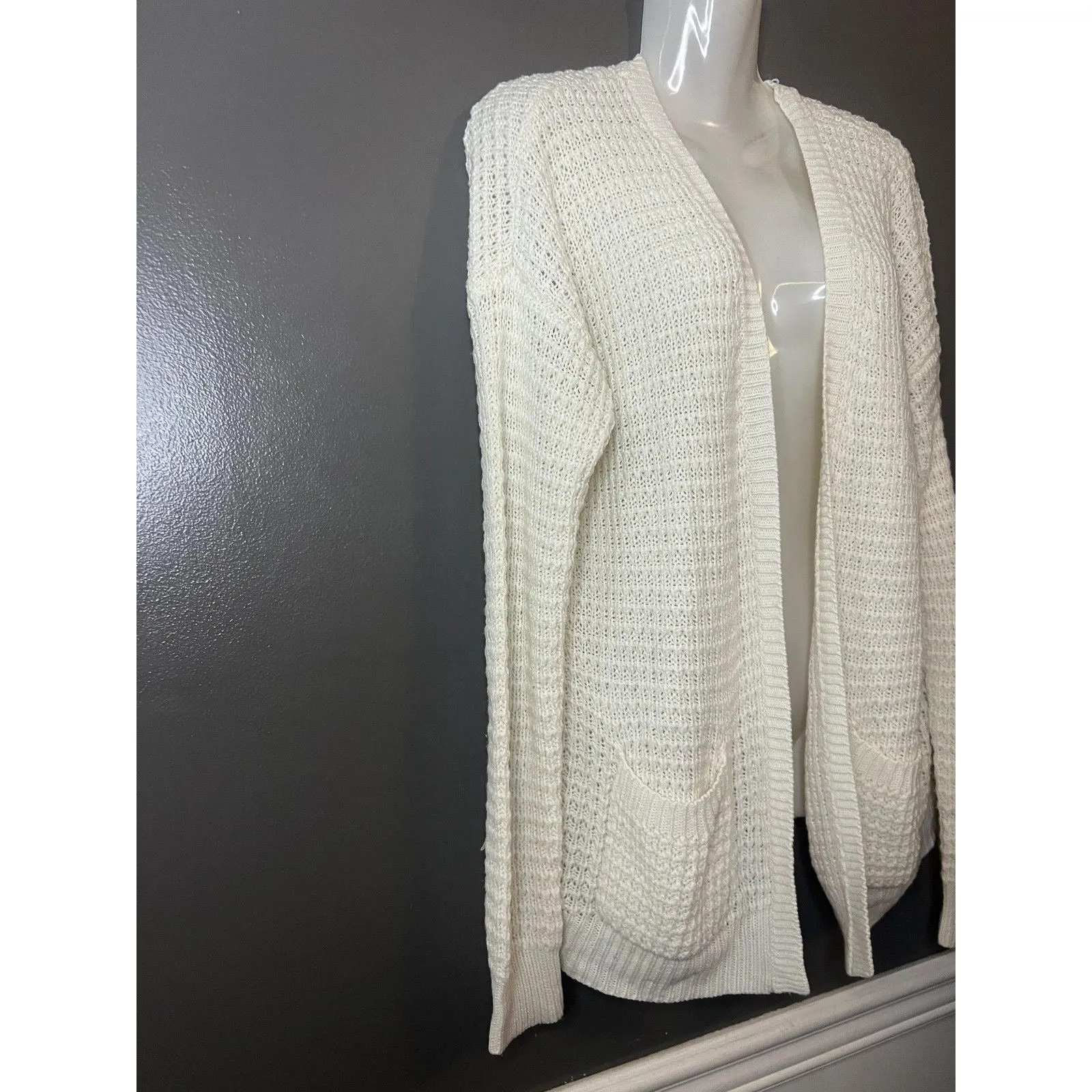 Forever 21 Sweater Cardigan Womens Medium White Open Knit Pockets Long Sleeve - Image 3