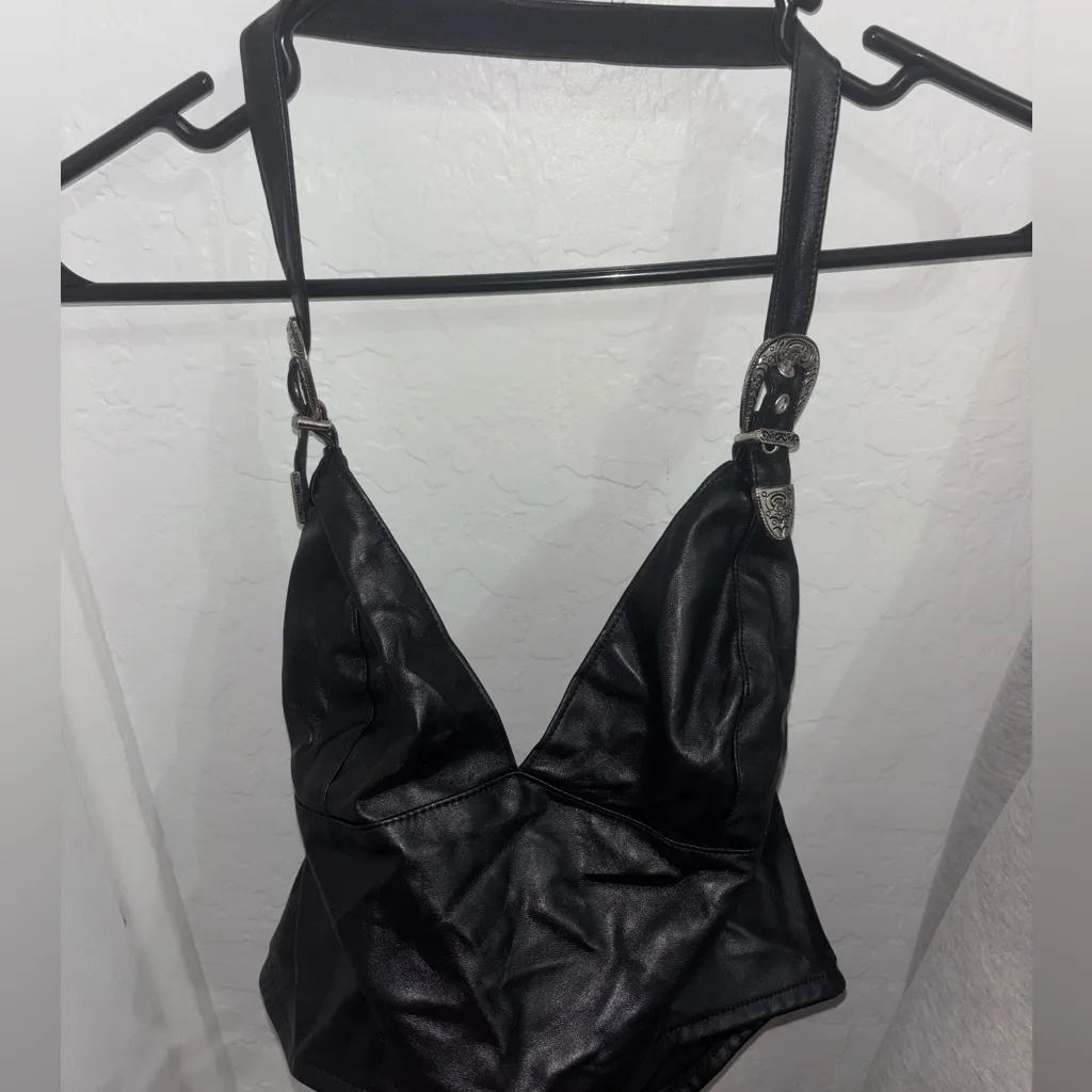 Windsor Black Leather Top with Silver Accents - Image 2