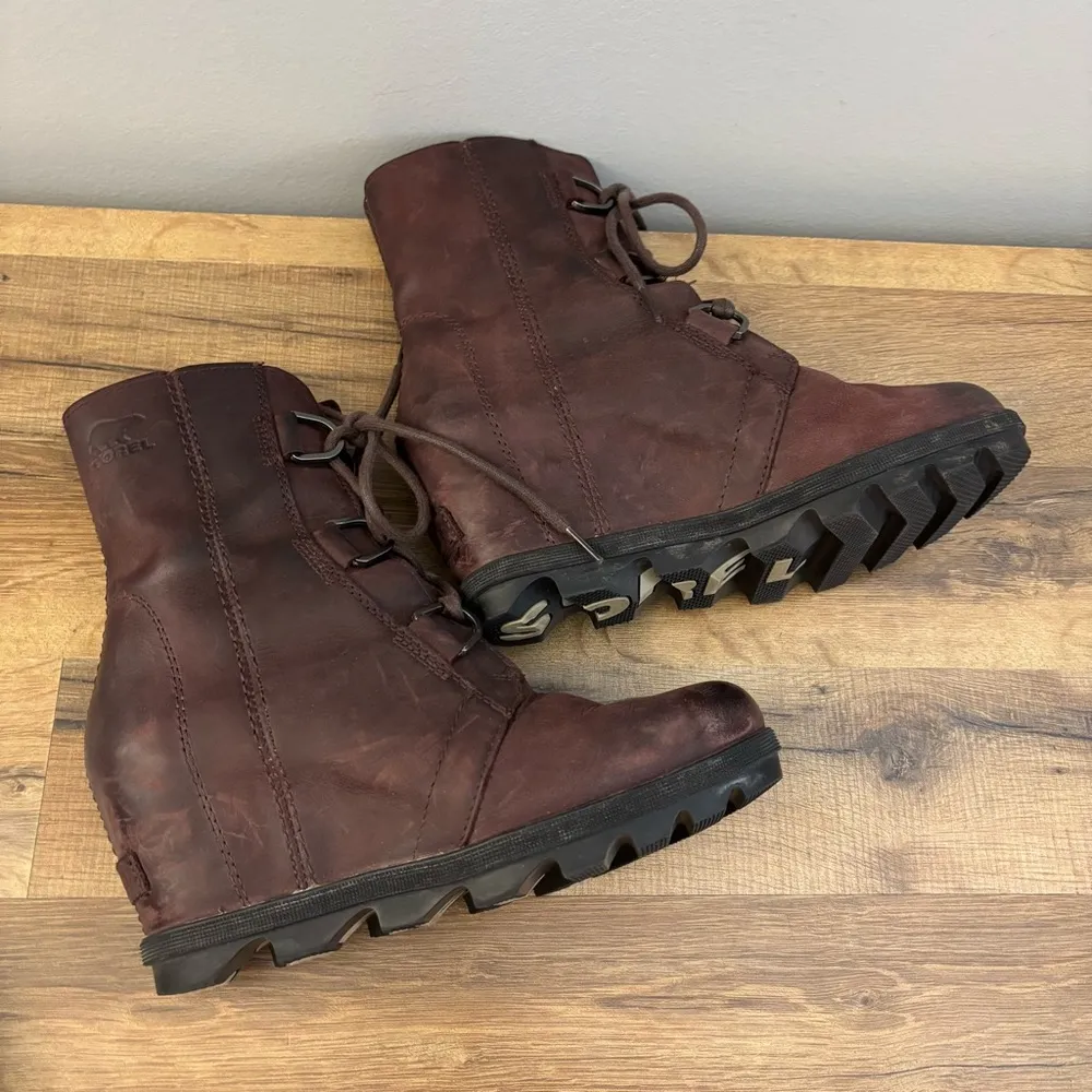 Sorel Joan of Arctic Wedge II Leather Burgundy Cattail Boots - Image 9