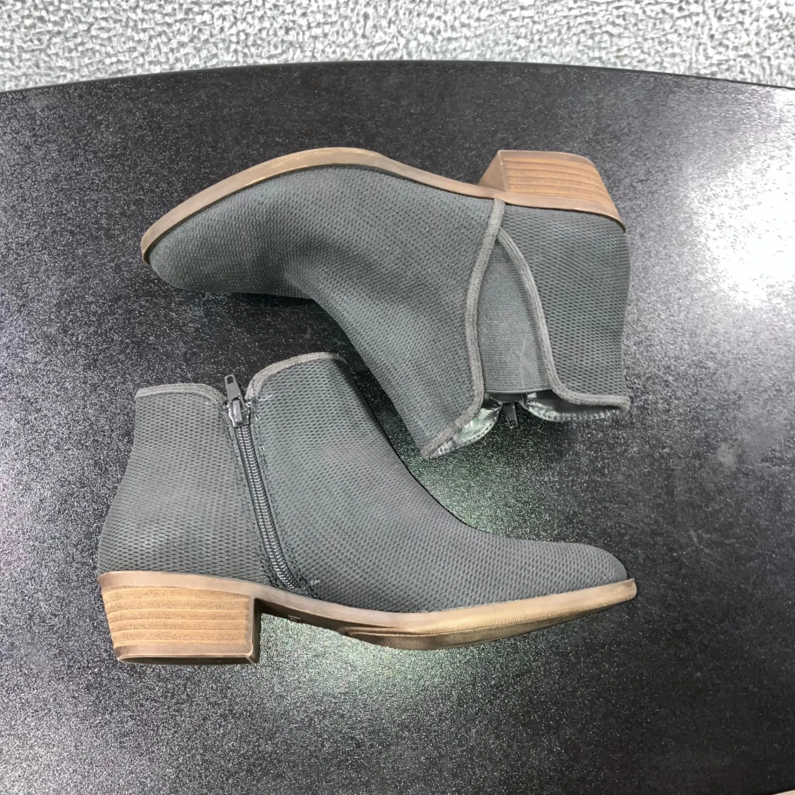 Kensie Ankle Boots Women 8.5 Leather Gray Low Heel Gerona‎ Casual Chic - Image 4
