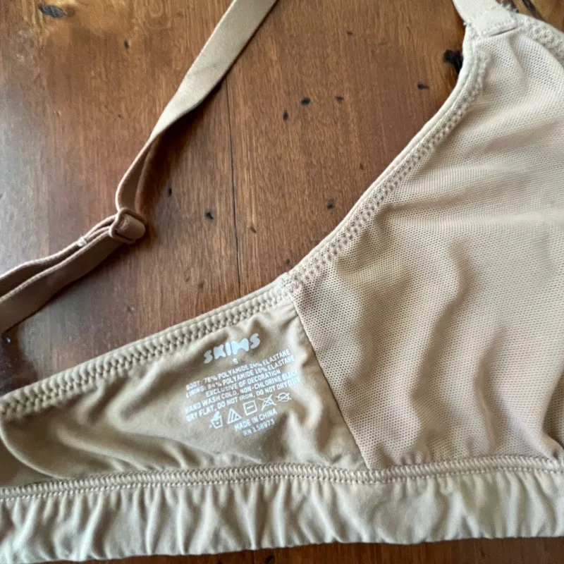 SKIMS  Sand Brown Soft Shell Bra - Image 5