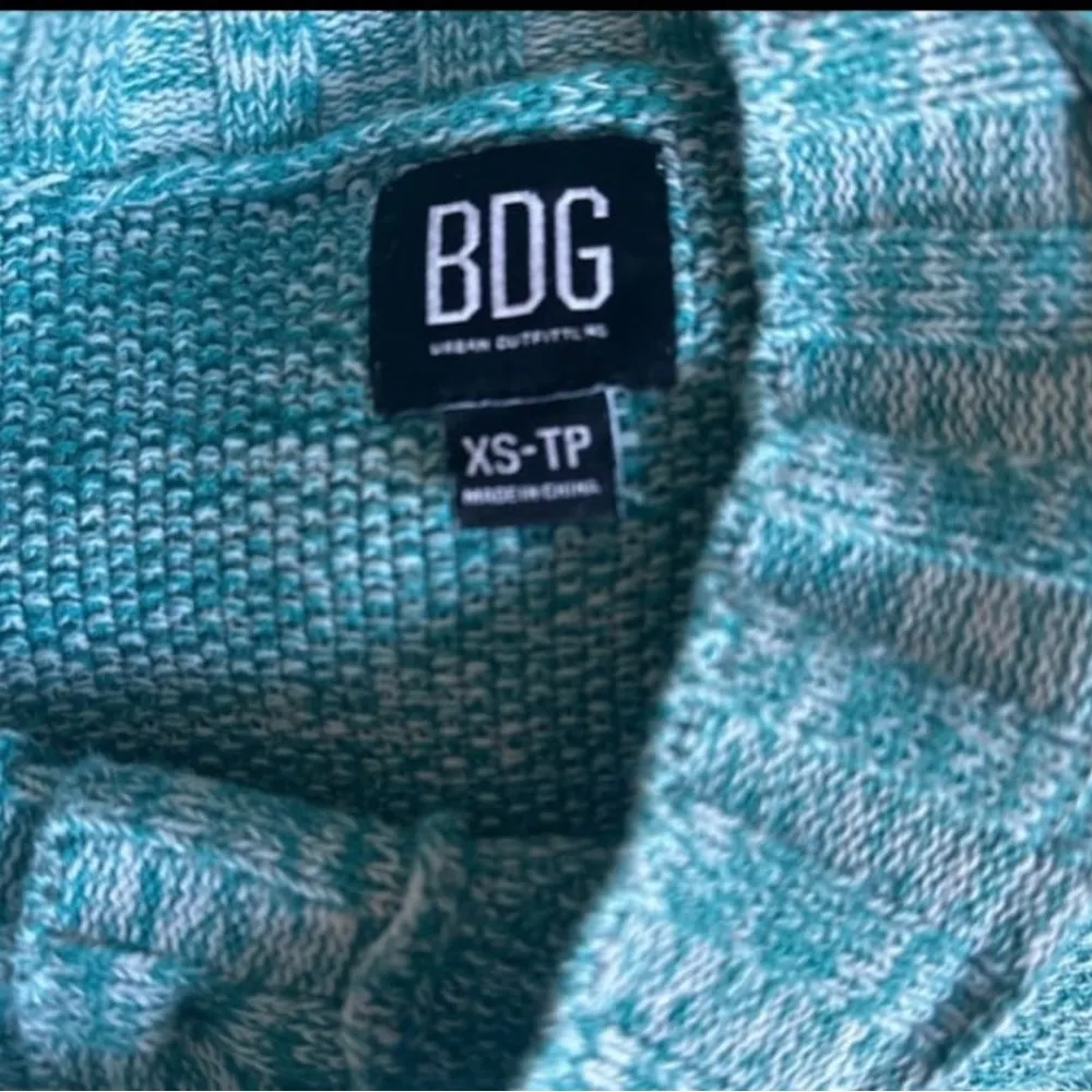 Urban Outfitters  chunky cardigan - Image 4