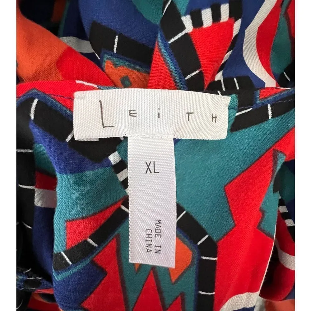 Leith Geometric Patterned Open Back Spaghetti Strap Cropped Blouse - Image 3