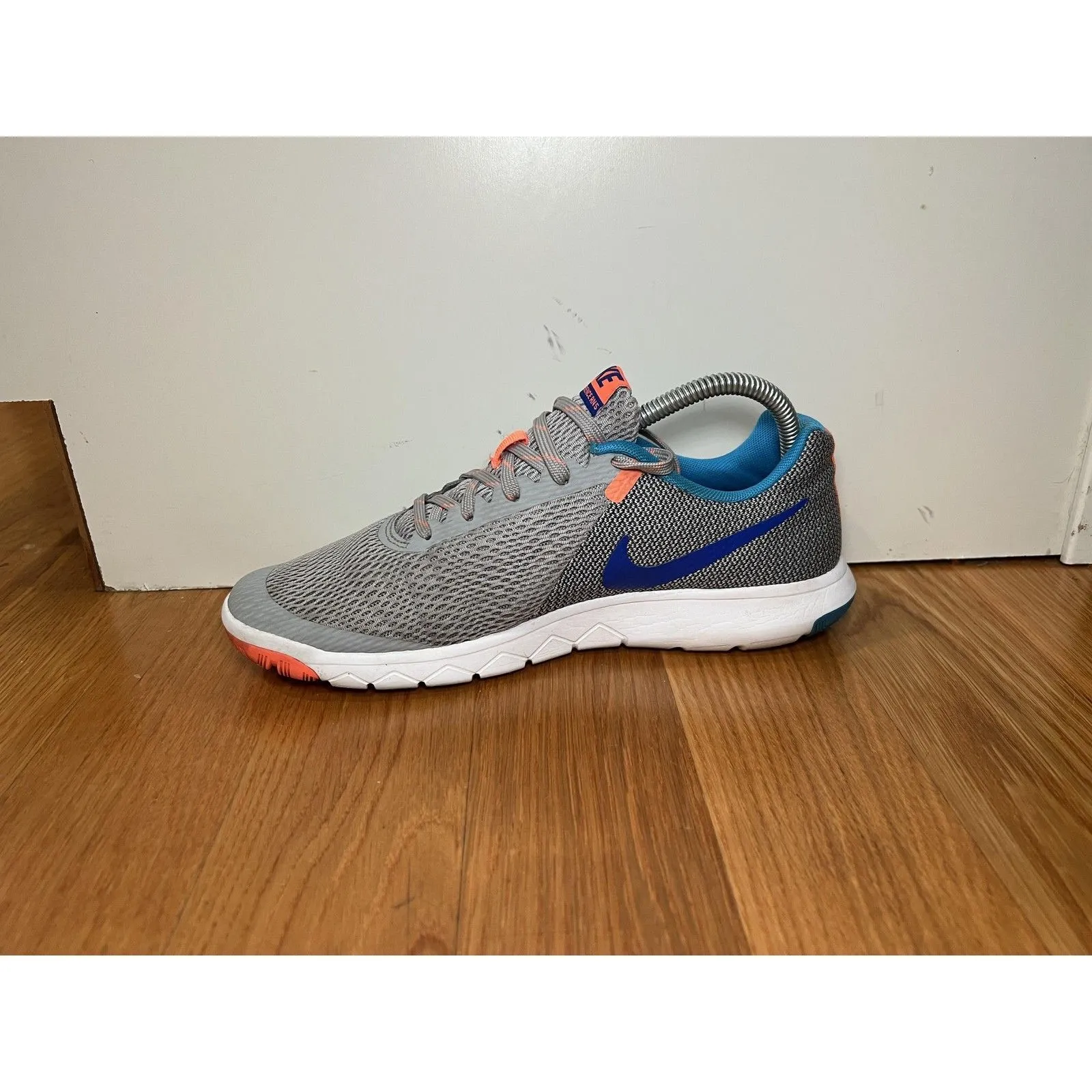 Nike Flex Experience RN 5 Shoes Womens Size 10 Gray Blue Running Sneakers - Image 4