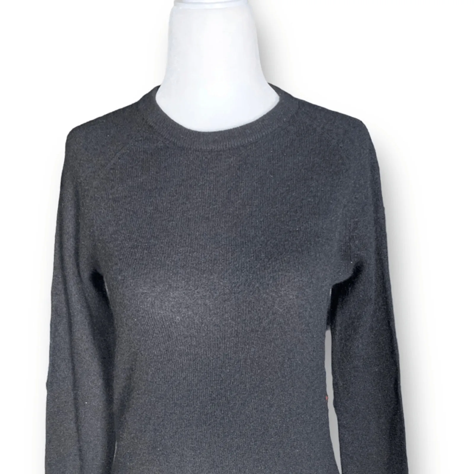 Equipment Sloane Cashmere Crewneck Sweater Black XS Minimal Classic Winter - Image 4