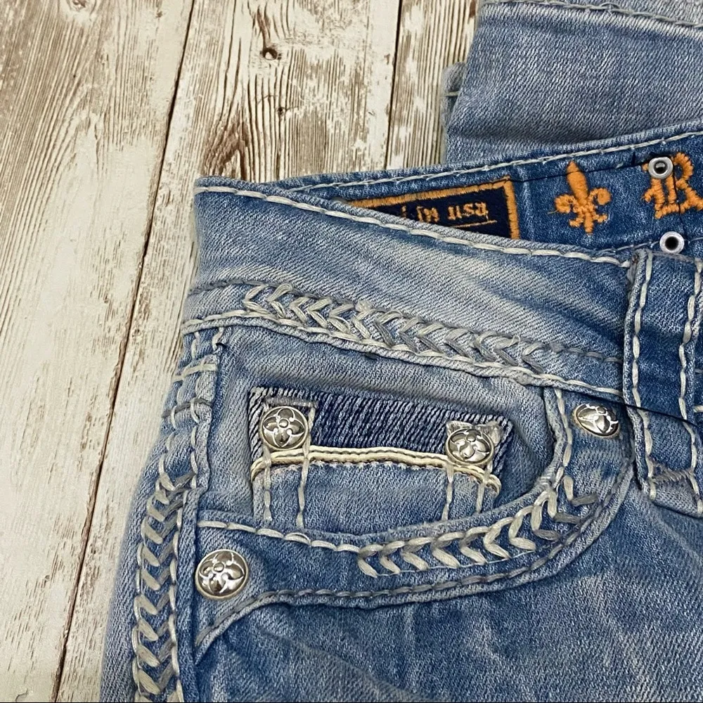 ROCK REVIVAL Anett Capri Embroidered Light Washed Flap Pocket Jeans Size 24 - Image 13