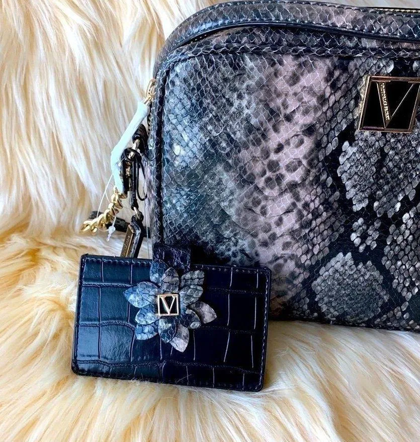 VICTORIA'S SECRET
Top Zip Crossbody & Card Holder - Image 9
