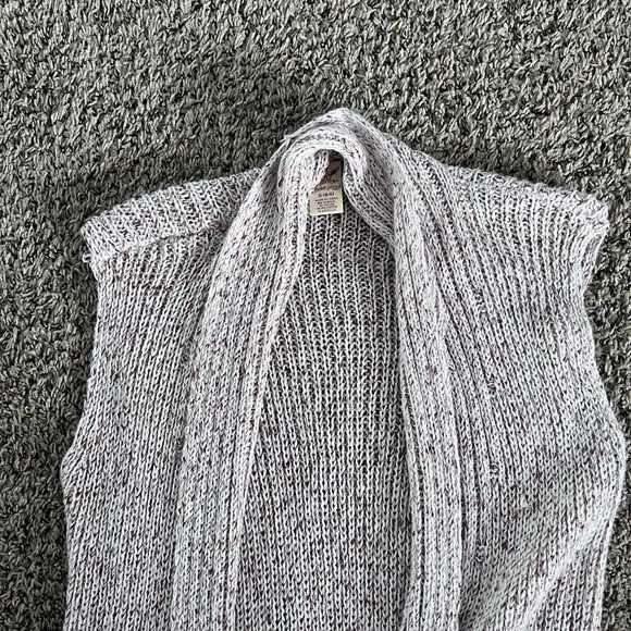 Faded Glory Tan/Cream  Sweater‎ Vest size 4-6 - Image 2