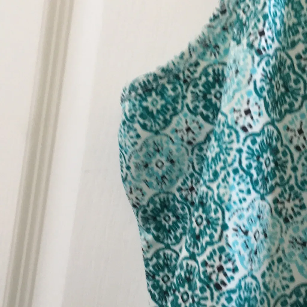 FINAL MARKDOWN Covington cami style top large 14/16 - Image 4