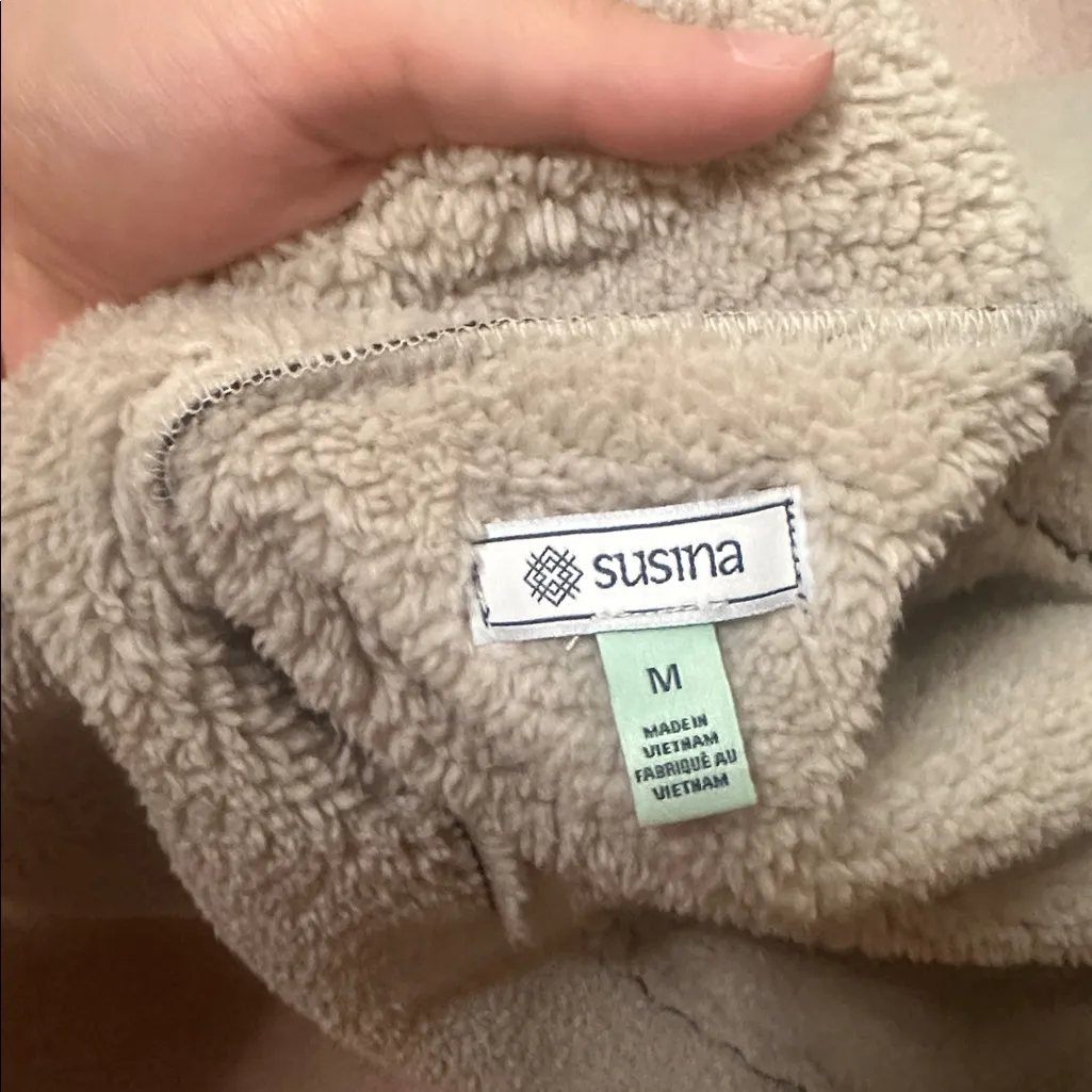 Susina Faux Fur Drape Front Suede Style Vest Black Size M - Image 4