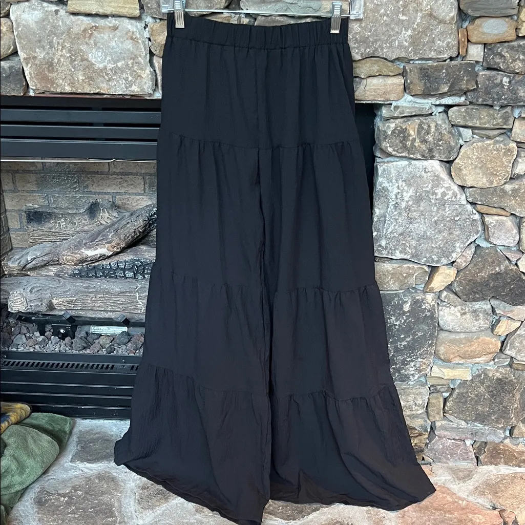 High Rise Black Wide Leg Tiered Pull On Pants New - Image 2