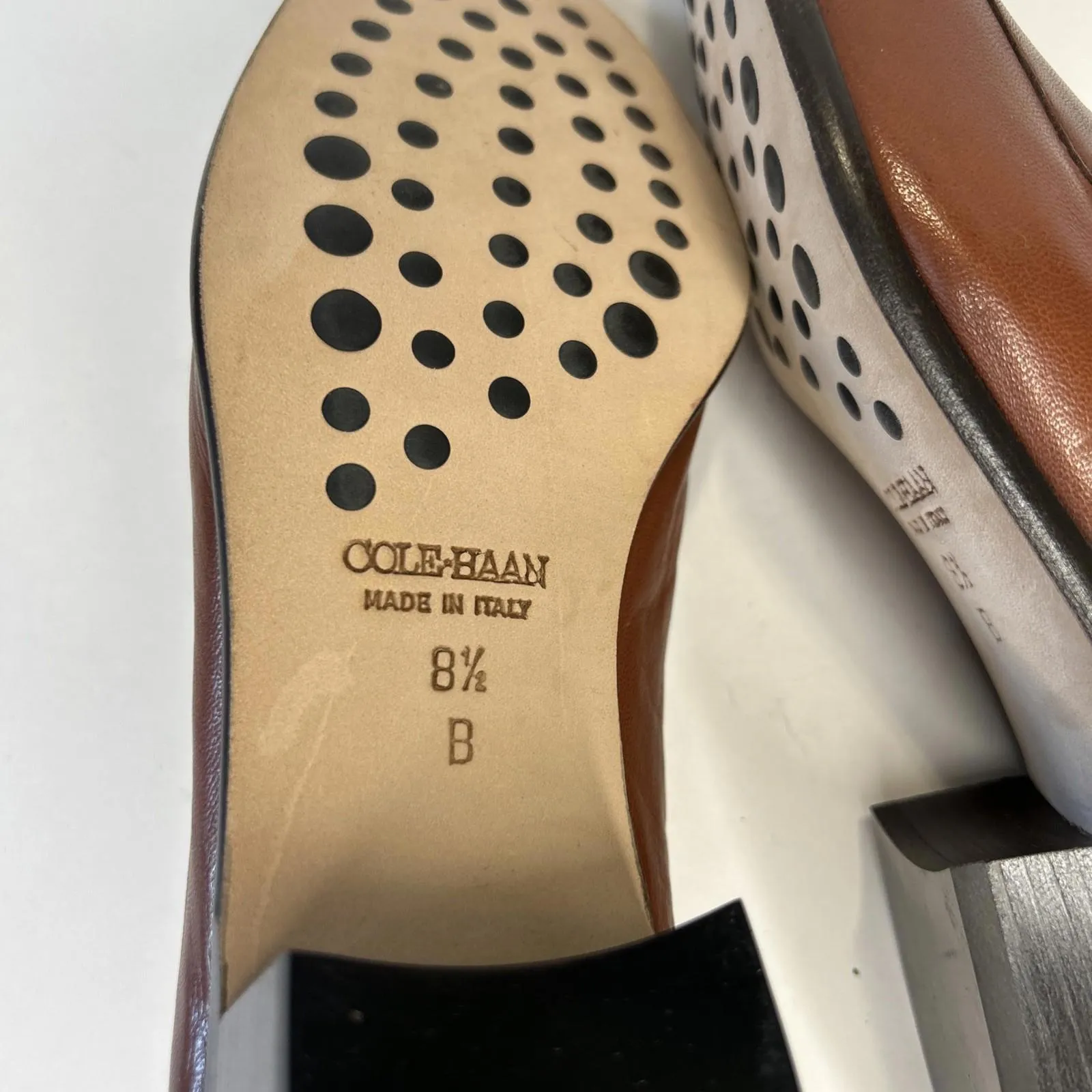 COLE HAAN GIANNA Nutmeg Brown Leather Pumps Sz 8.5 ITALY New - Image 7