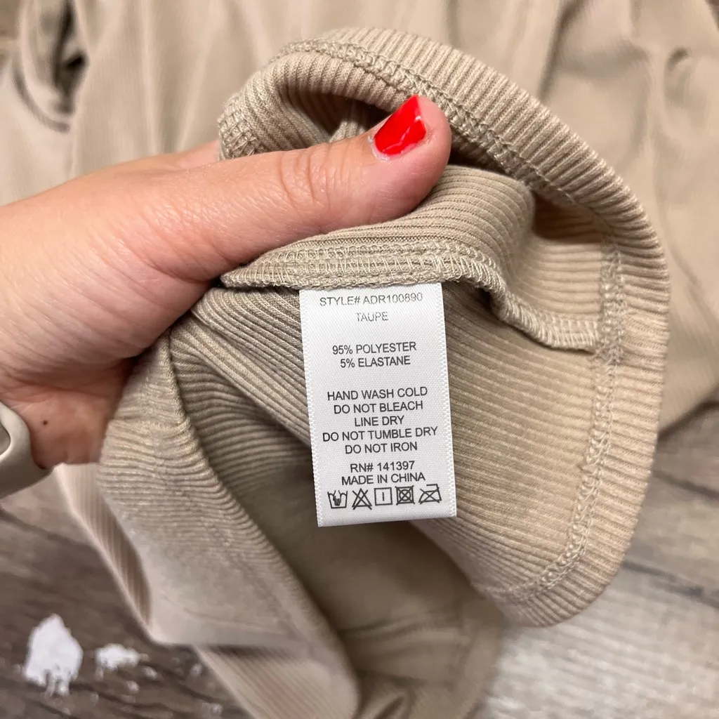 REVOLVE astr the label taupe tan long sleeve ribbed mini‎ dress size small - Image 6