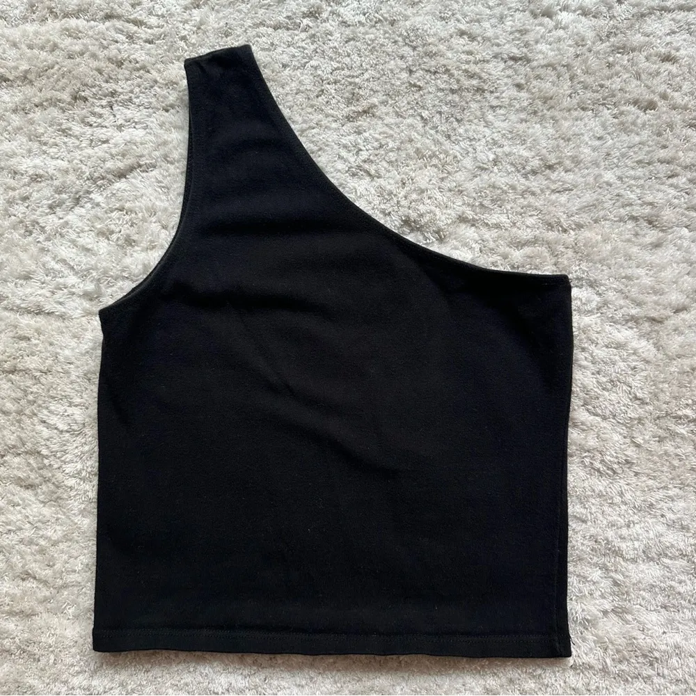 Brandy Melville  One Shoulder Top - Image 2