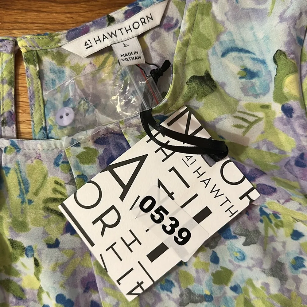 41 Hawthorn Multi Tone Floral Shell Top Sz L Green Size L - Image 6