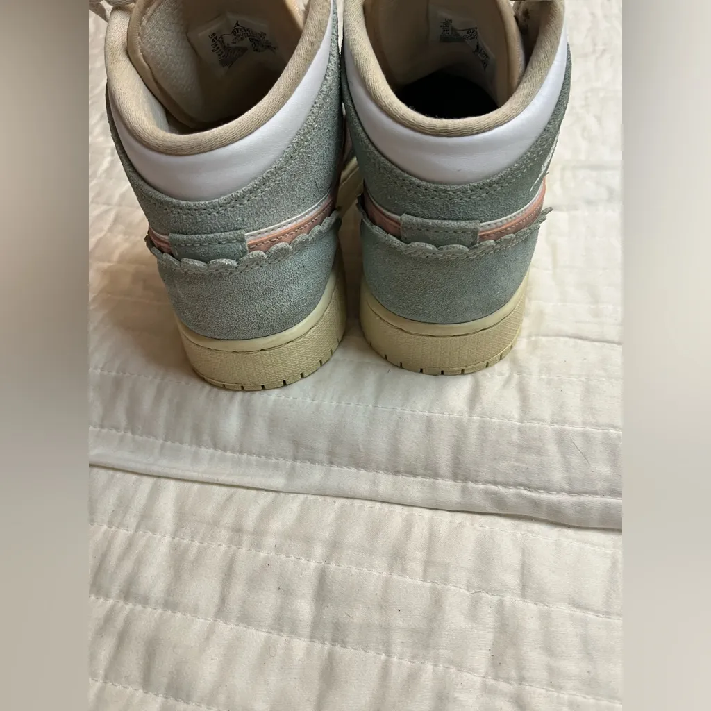 Nike Air Jordan 1 Mid SE Pink and blue - Image 6