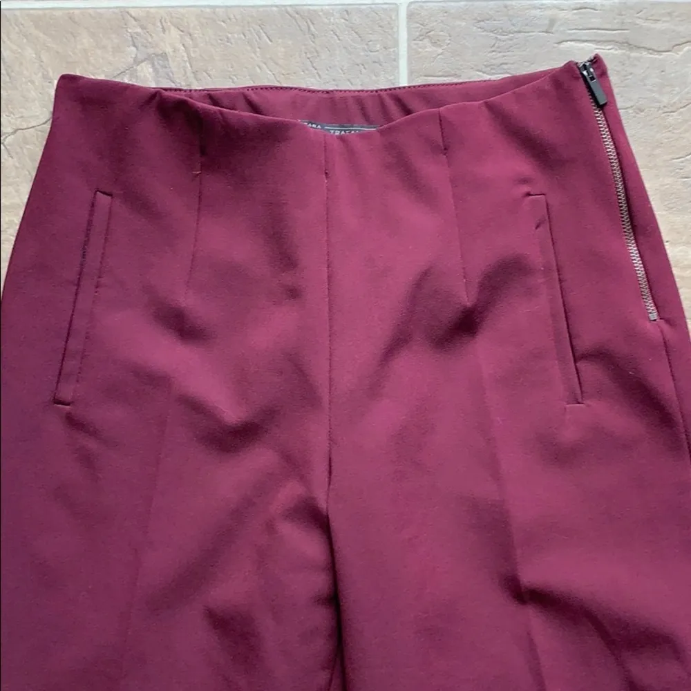 ZARA Cropped Burgundy Pants Size Small - Image 8