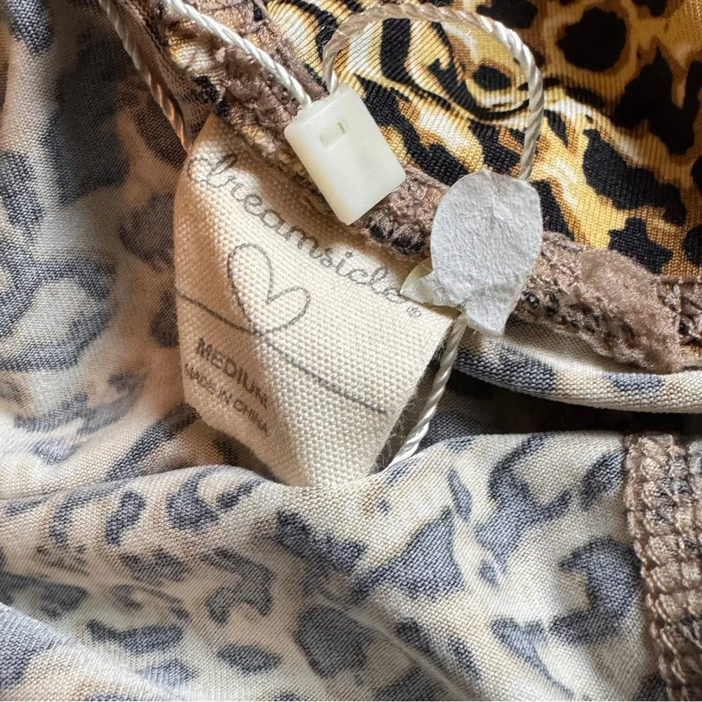 Dreamsicle Women’s Athletic Animal Print Sporty Workout Bike Shorts Sz M Brown Size M - Image 3