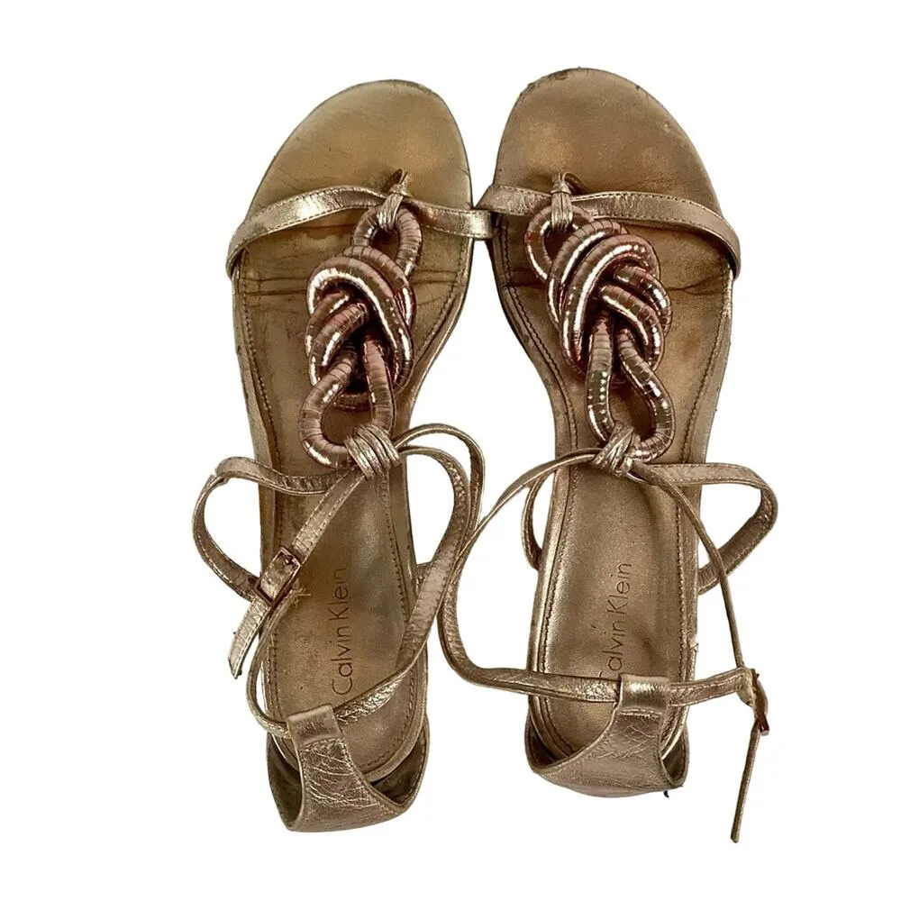 Calvin Klein Trixi Gold Flats / Sandals - Image 4