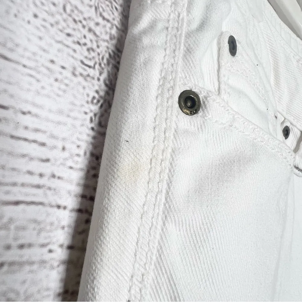 GAP White Low Rise Bootcut Jeans Size 10 Waist Size 30 - Image 4