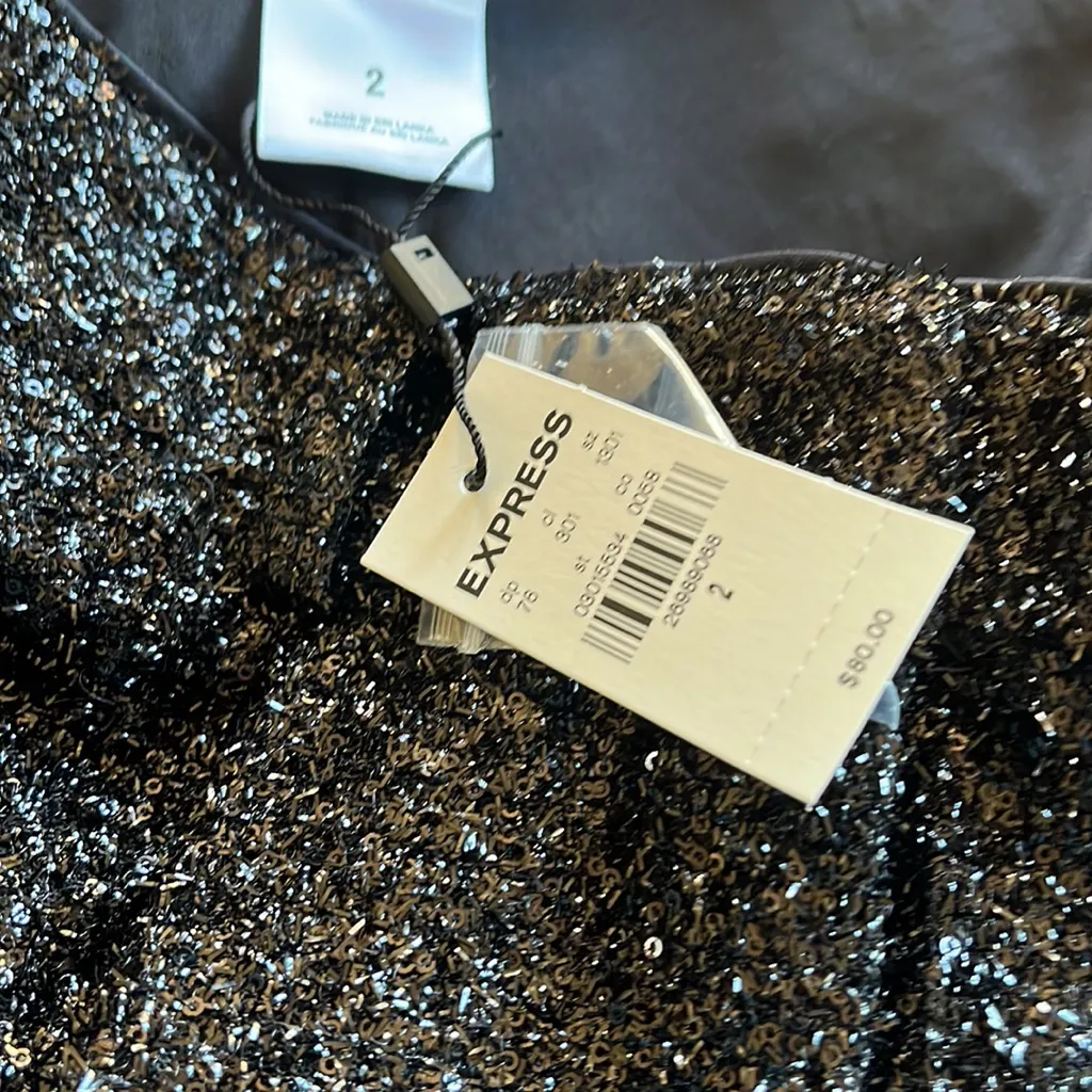 NWT EXPRESS High Waisted Sequin Bermuda Shorts SZ-2 BLACK - Image 9