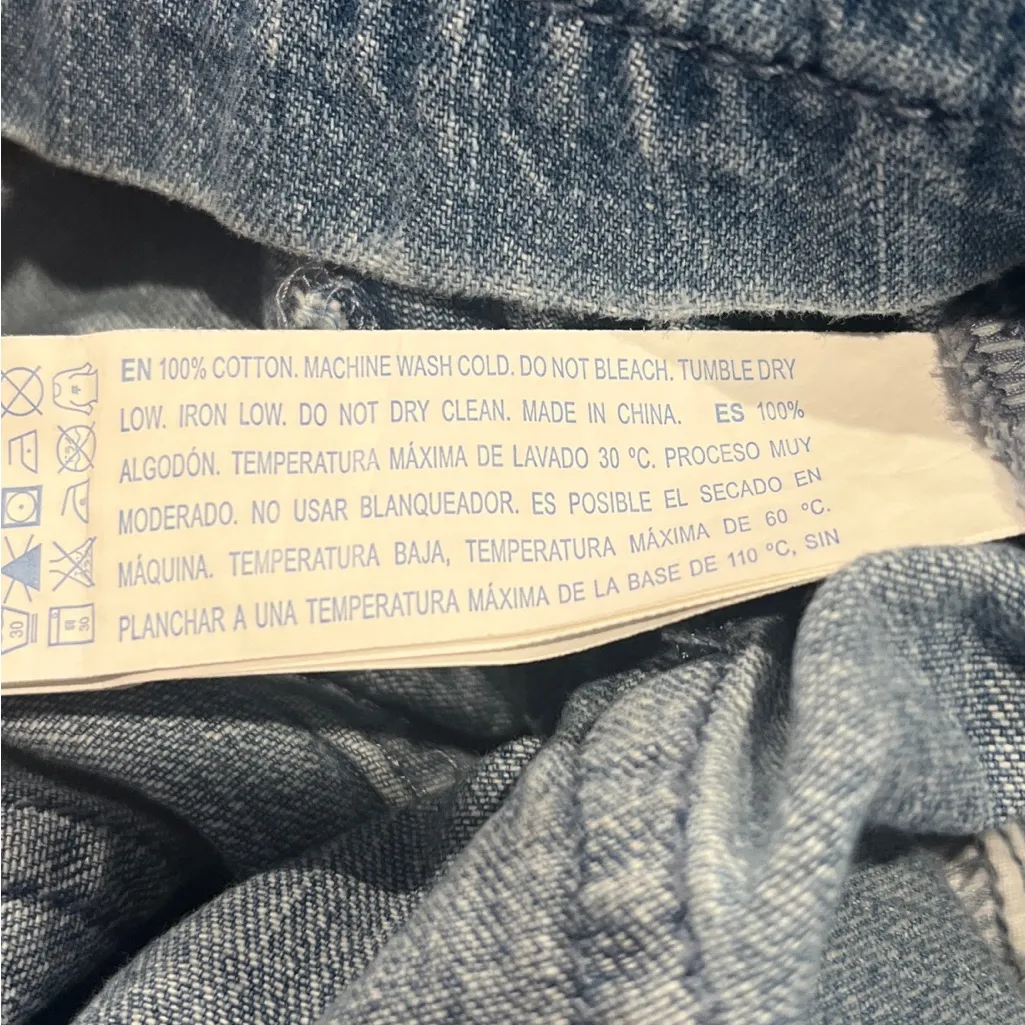 Forever 21 Light Wash Denim Button Up Short Jumper Romper L - Image 8