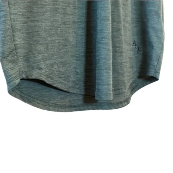 Abercrombie & Fitch Soft A&F Collection Heathered‎ Green Short Sleeve Long Top - Image 7