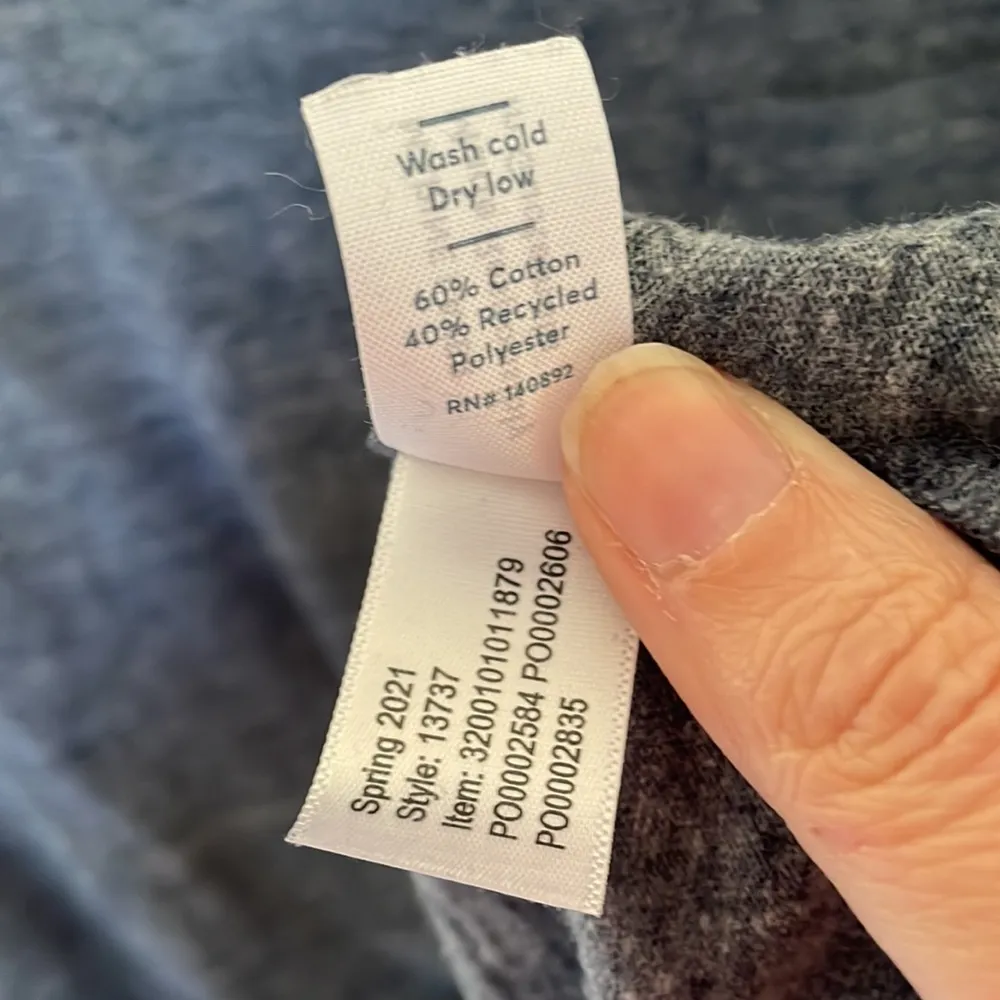 Marine Layer Blue Space Dye Pocket Tee M/L - Image 4