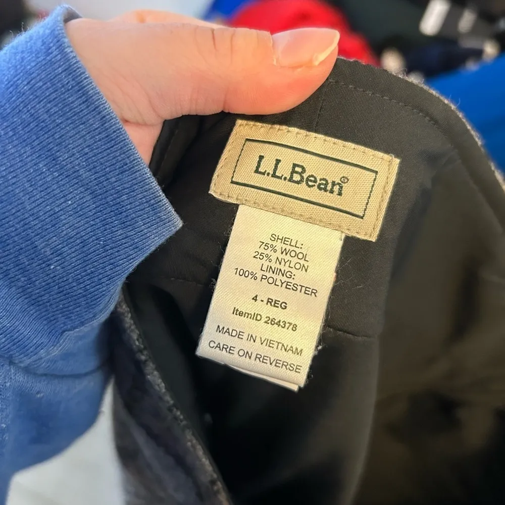 LL BEAN GRAY PLAID WOOL SKIRT Size 4 - Image 3