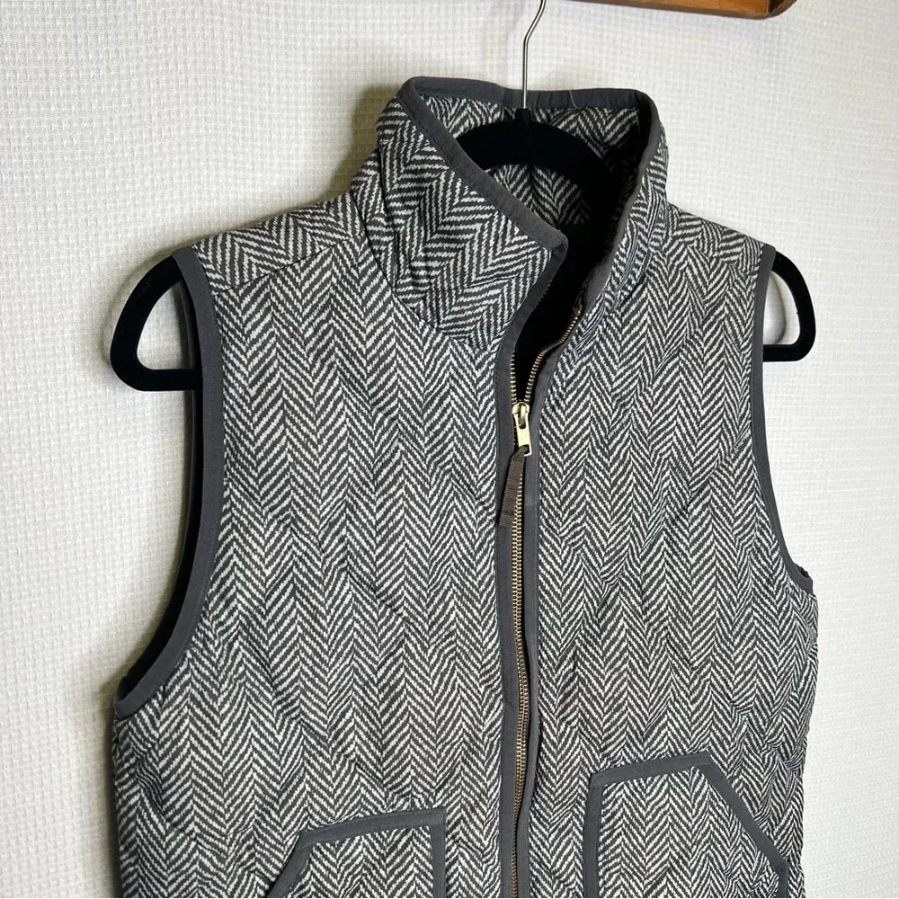 J.Crew | Woman’s Small Grey Vest Coat‎ Jacket Gray Puffer - Image 2