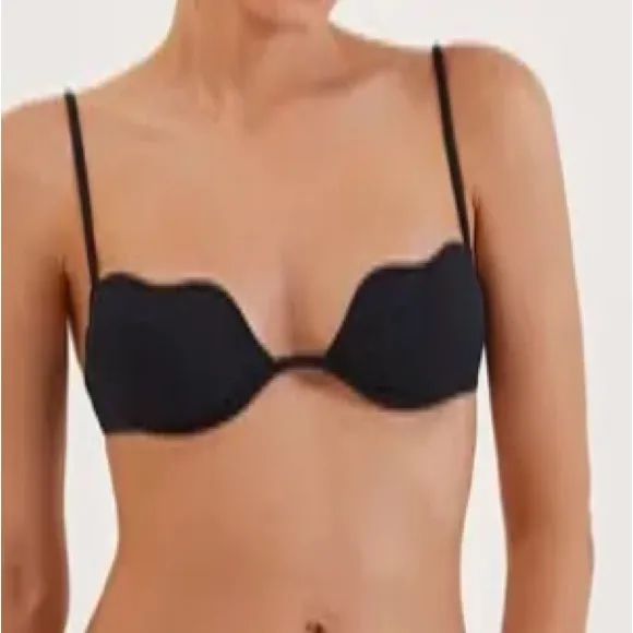 Vix Swimwear
x Barbara Palvin Firenze Lou Top Sz XL - Image 2