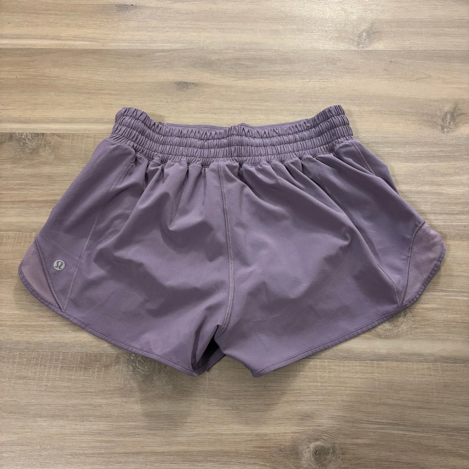Lululemon Hotty Hot High-Rise Lined Short 2.5" Purple Ash Women Size 6 - Image 4