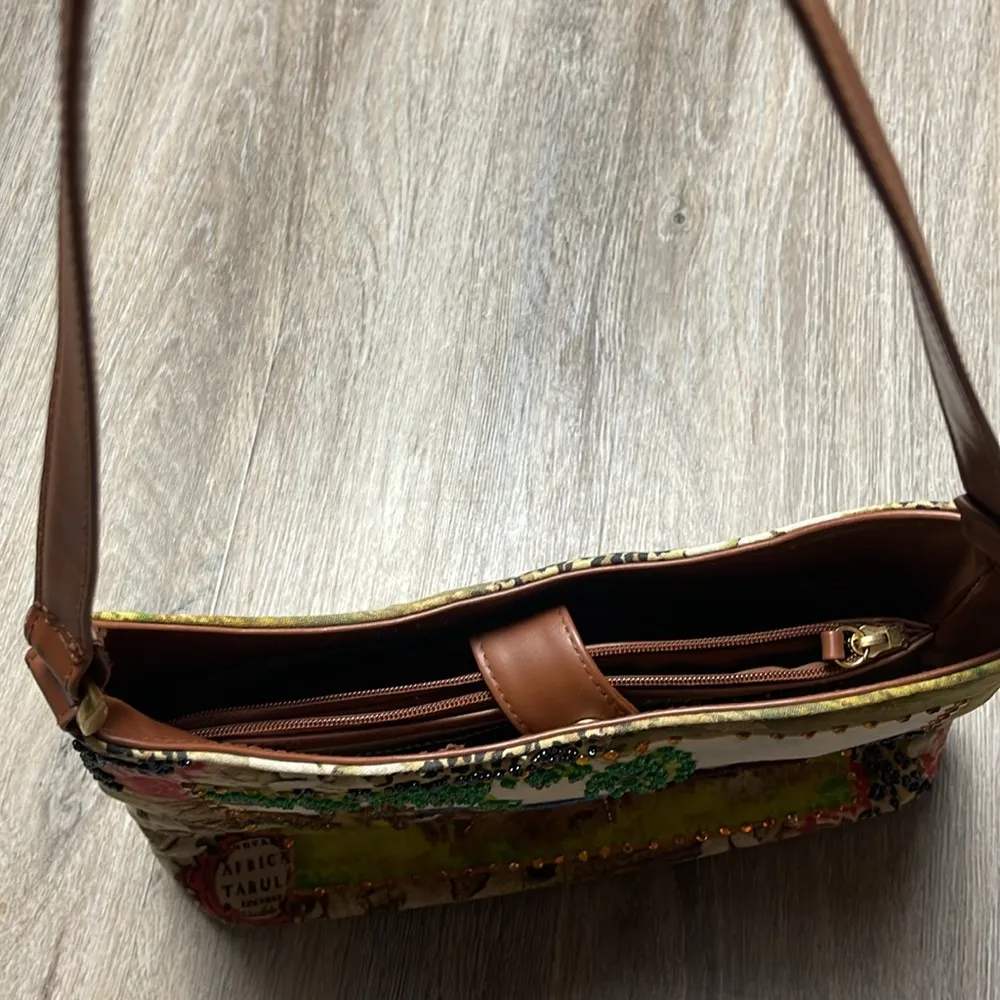 Bueno Safari Print  Shoulder Bag - Image 10