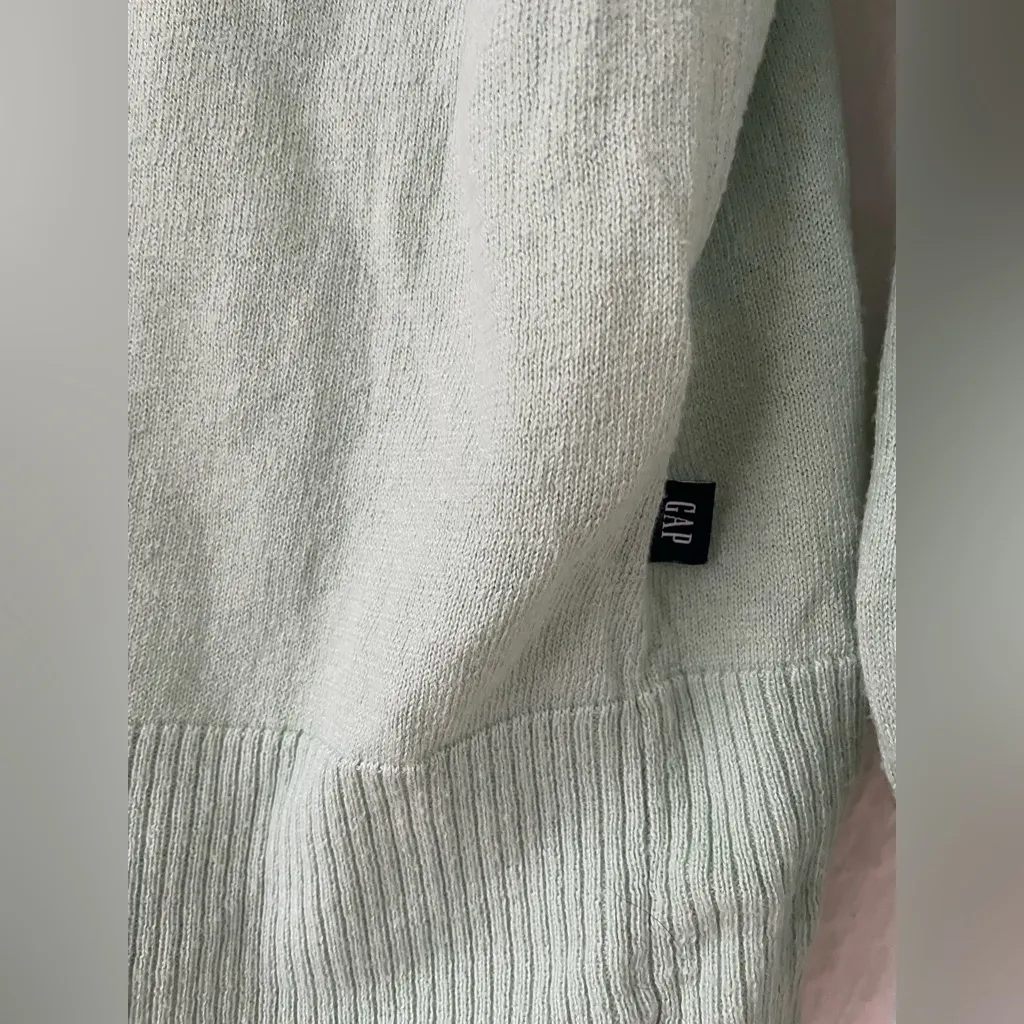 GAP light/mint green cotton blend v-neck pullover classic lightweight sweater; M - Image 2