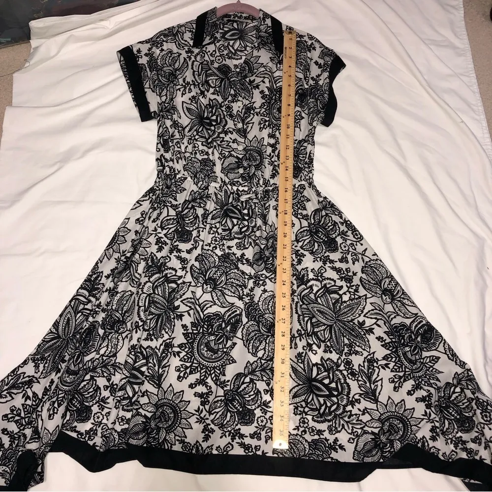 Pell & Co Black White Floral Shirtdress Size 2 Cotton Shark Bite Scarf Hem - Image 6