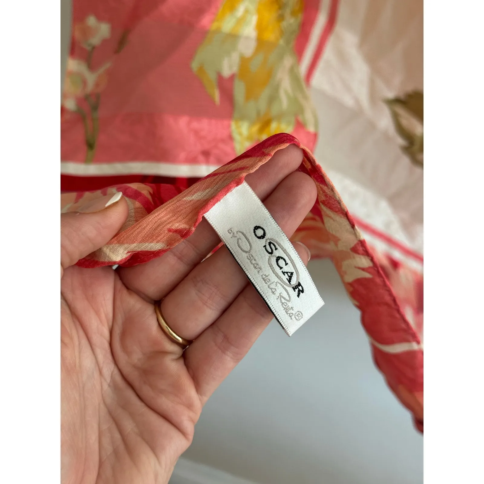 OSCAR DE LA RENTA Vintage 100% Silk Pink Floral Scarf - Image 6
