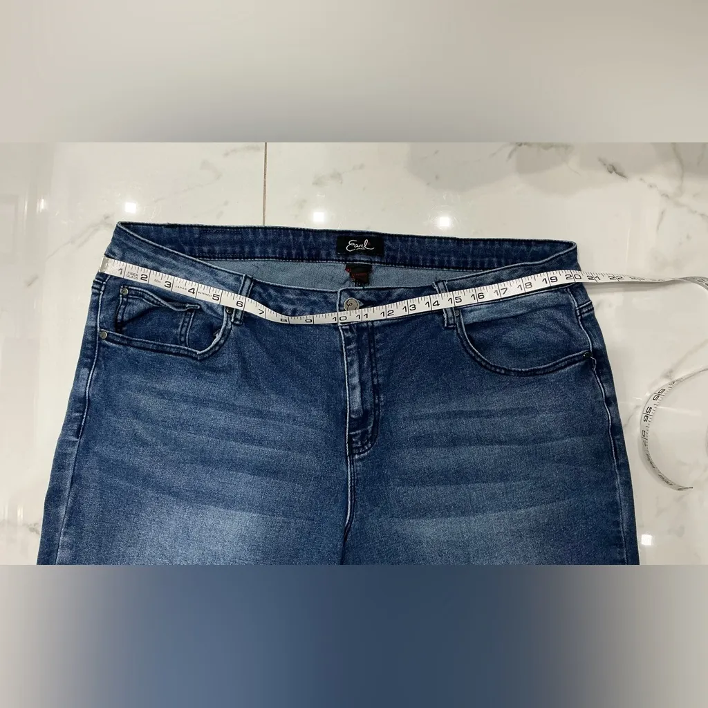 Women’s EARL jeans 💙💙💙 Blue Size undefined - Image 5