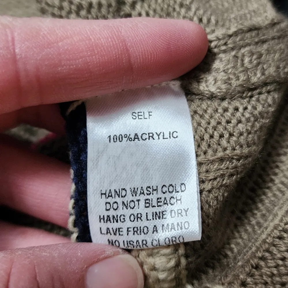 Easel aztec oversized chewed hem sweater size small - Image 8