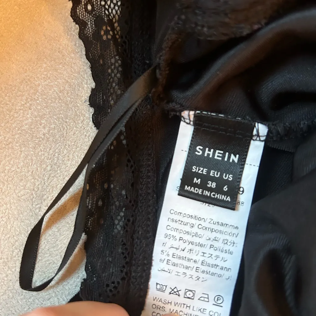 Black Lace Strapless Going Out Top Size M - Image 4