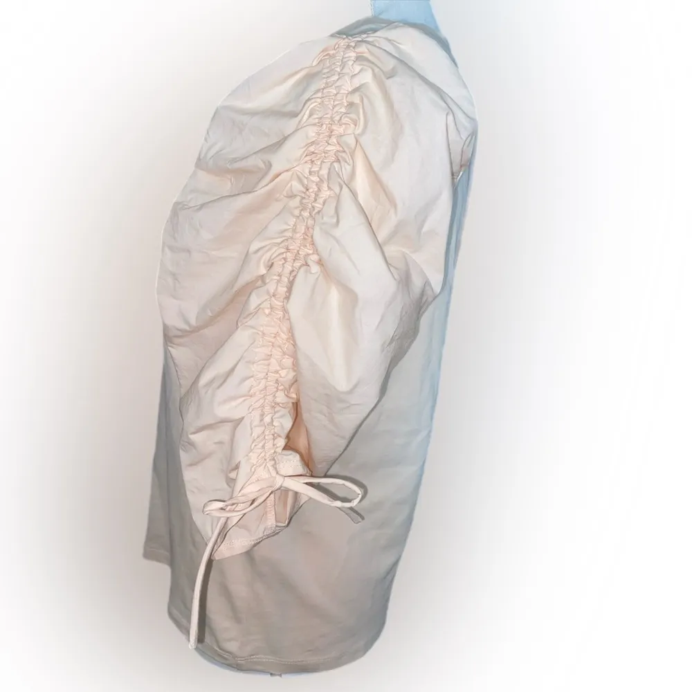 FRAME light peach ruched sleeve top. - Image 3