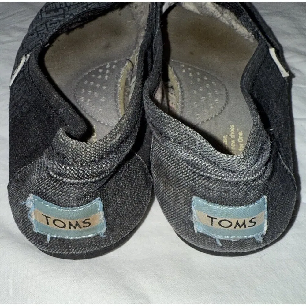 Toms Canvas Shoes Womens Size 7.5 Carpe Diem Black Gray Classic Slip On Flats - Image 6