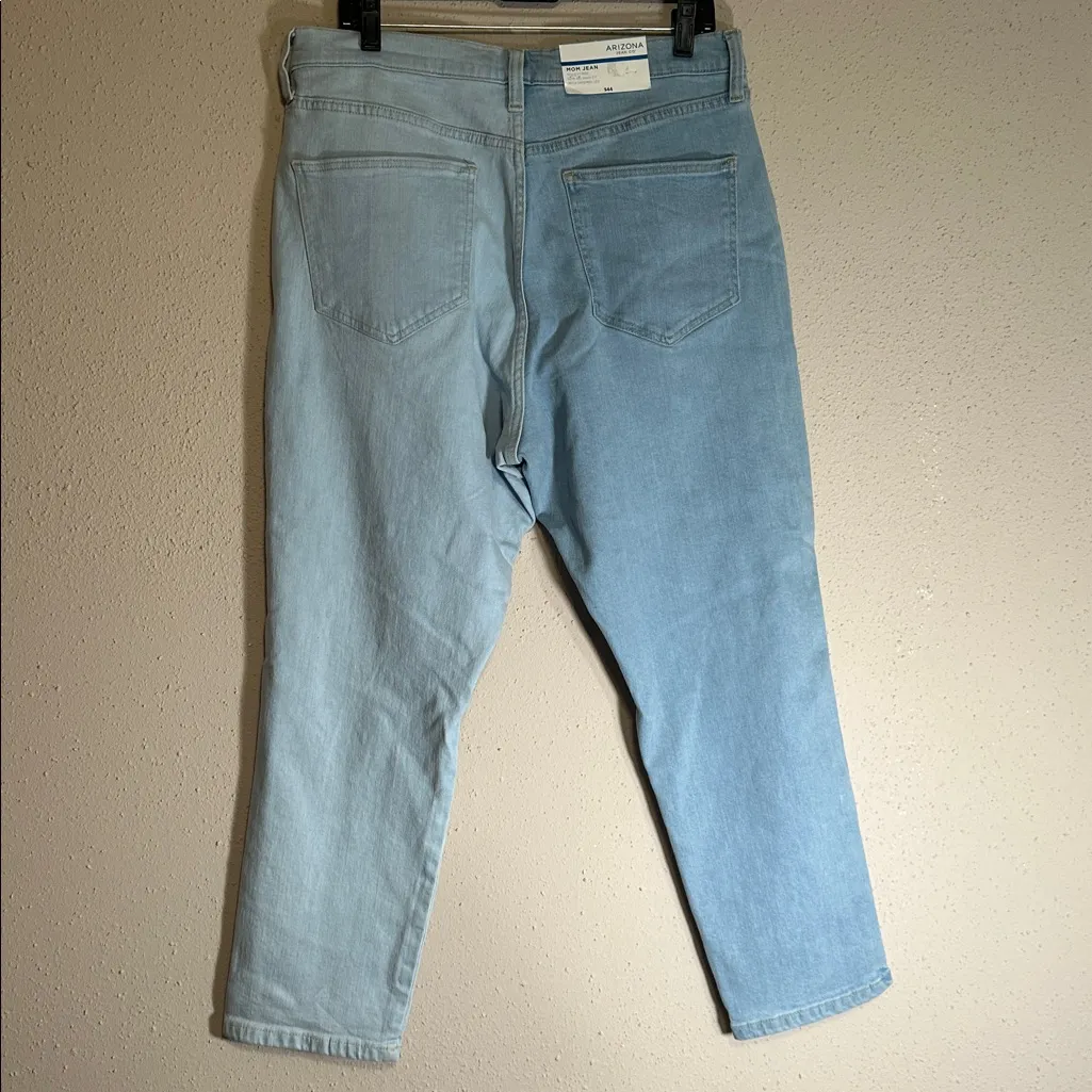 Arizona Jean Company Highest Rise Mom Jeans size 17 Brand New Semi- Relaxed Fit - Image 3