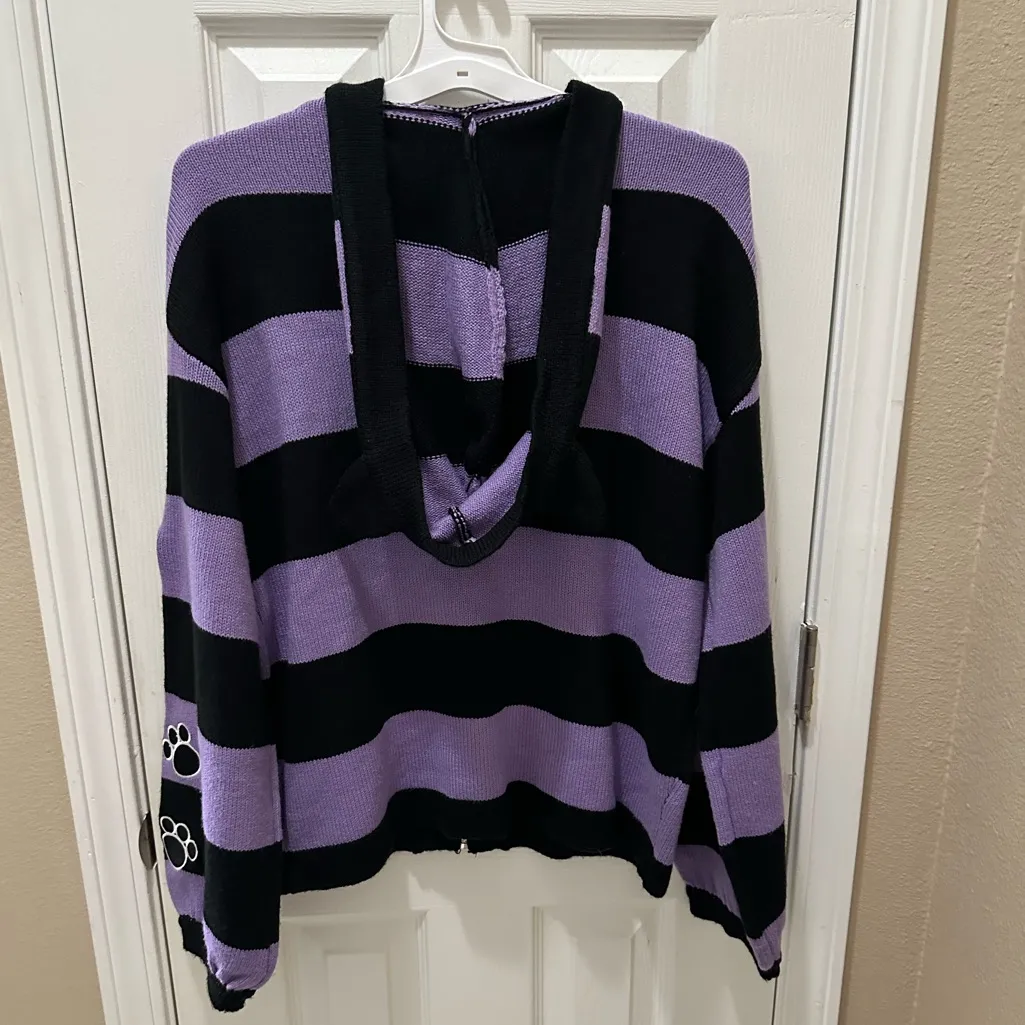 Studio Ghibli Kiki's Delivery Service Jiji
Stripe Skimmer Hooded Cardigan Large - Image 3