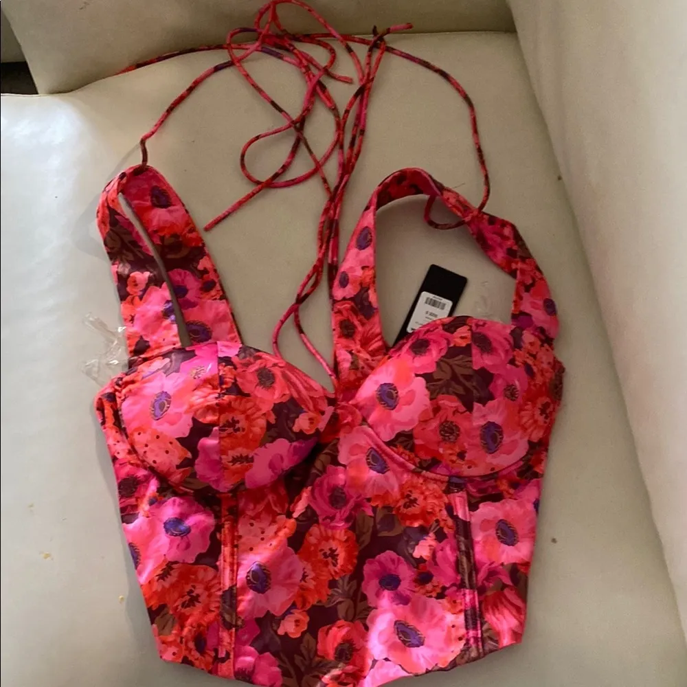 Floral Lace-Up Crop Top - Image 2