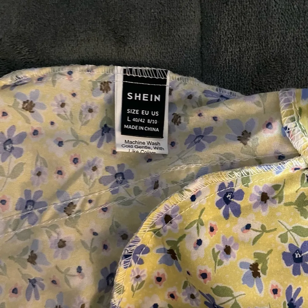 Romwe Shein blouse - Image 3