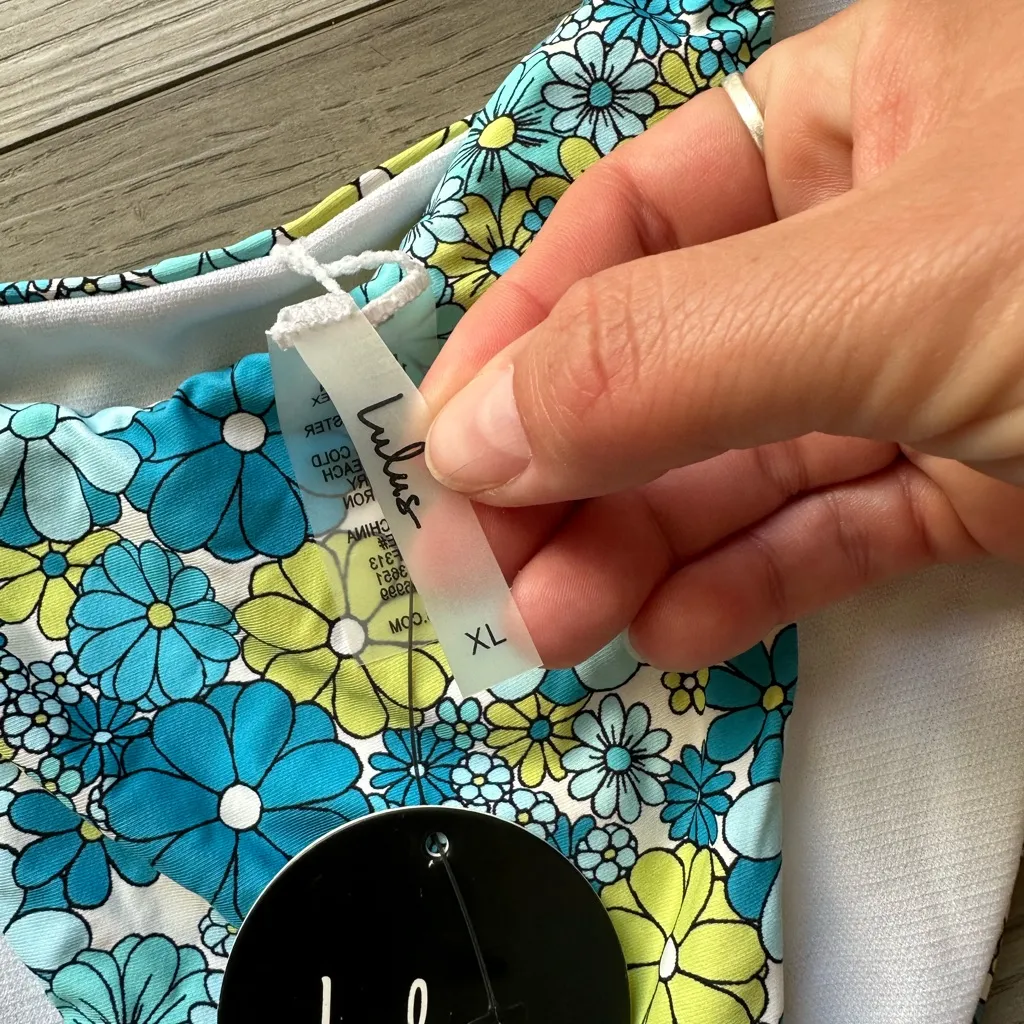 Lulus blue floral women’s bikini bottom Size XL - Image 7