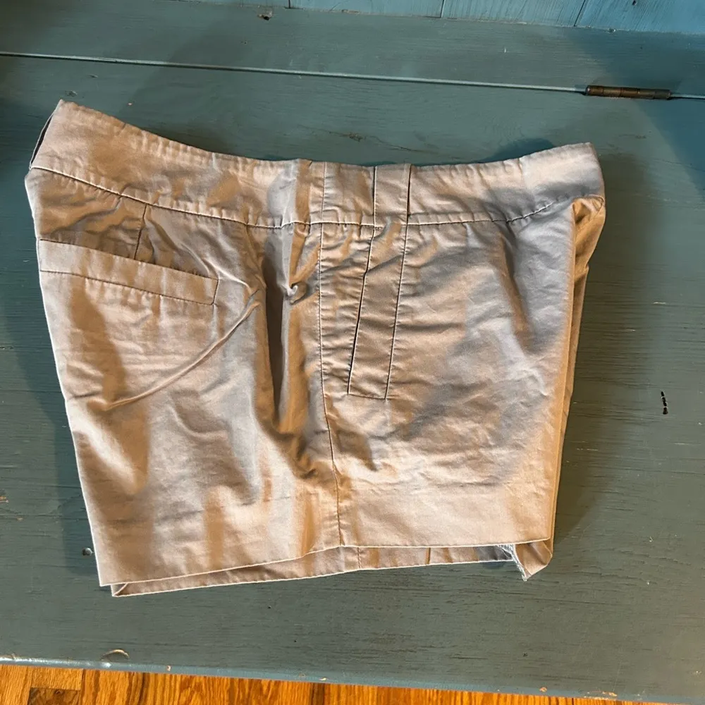 J. Crew Grey 100% Cotton Chino 3” Shorts | Women’s Size 6 - Image 11