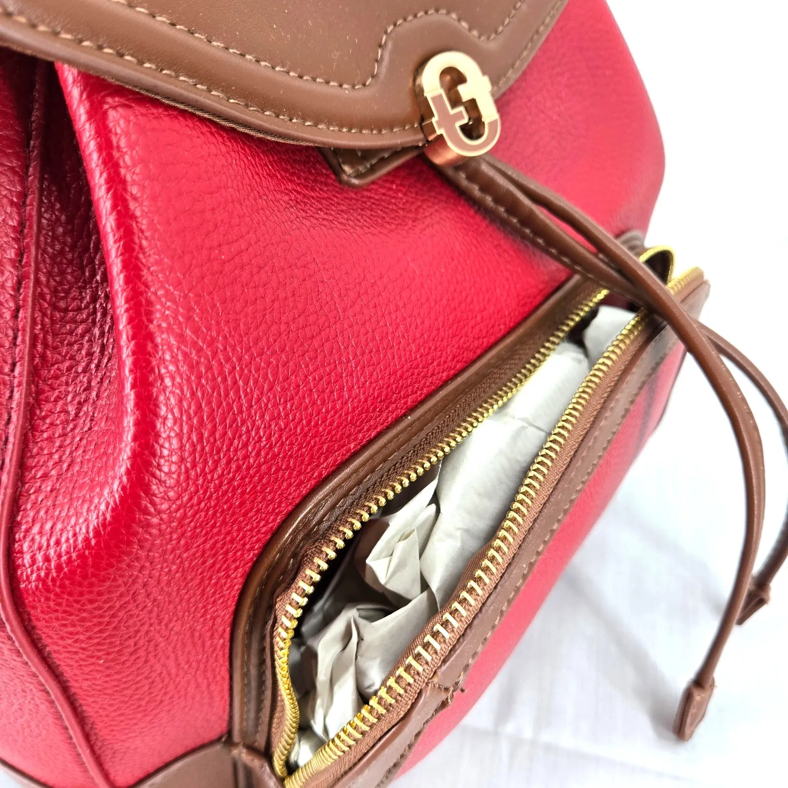 NWT Time and Tru Gabriella Drawstring Backpack Persimmon/Brown Chestnut Red - Image 8