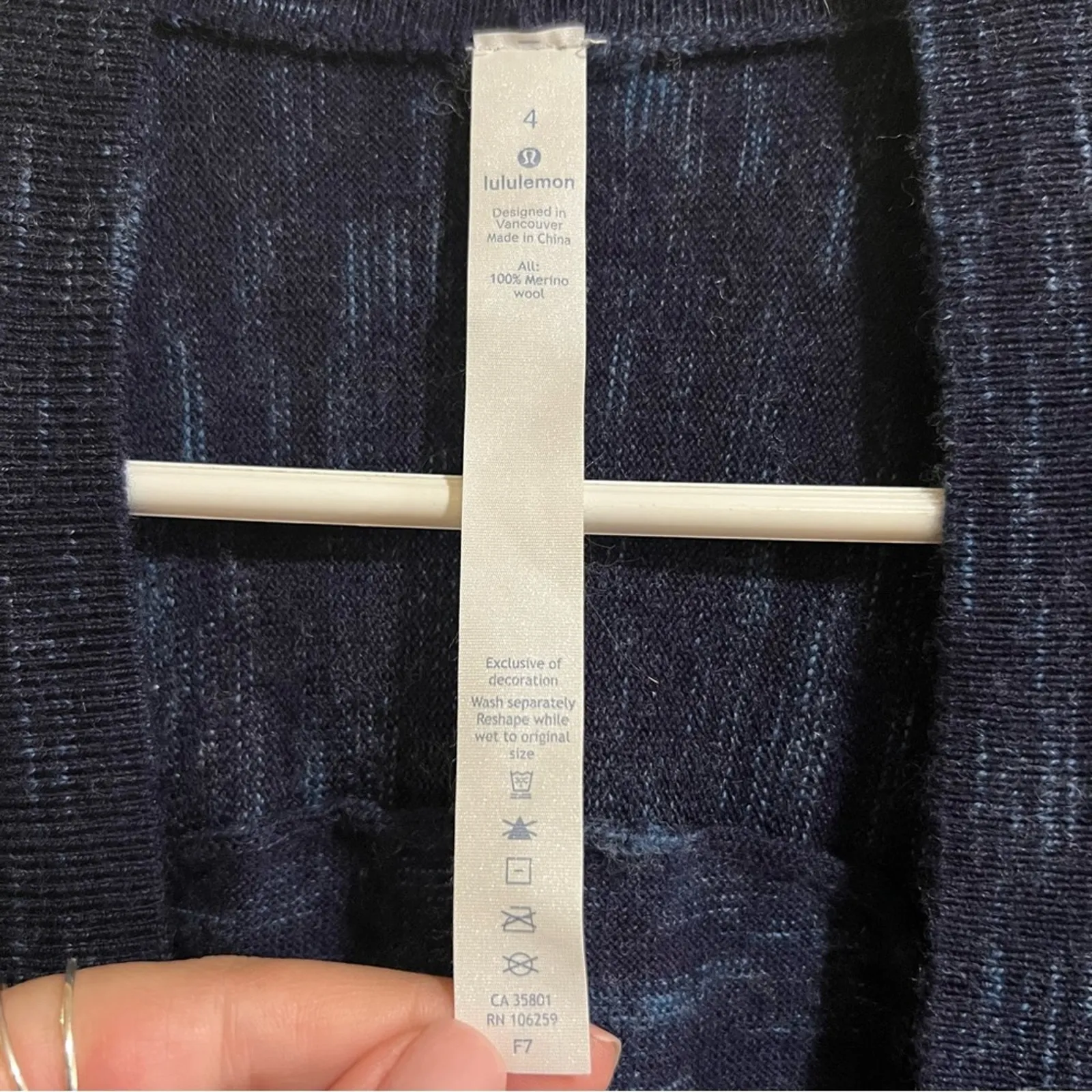 Lululemon blissful zen merino wool sweater in Midnight Navy Magnetic Blue - Image 11